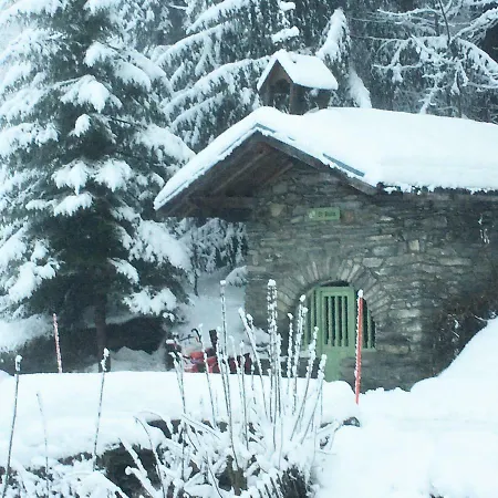 Ferme Saint-Aubin Apartment Sainte-Foy-Tarentaise Exterior photo